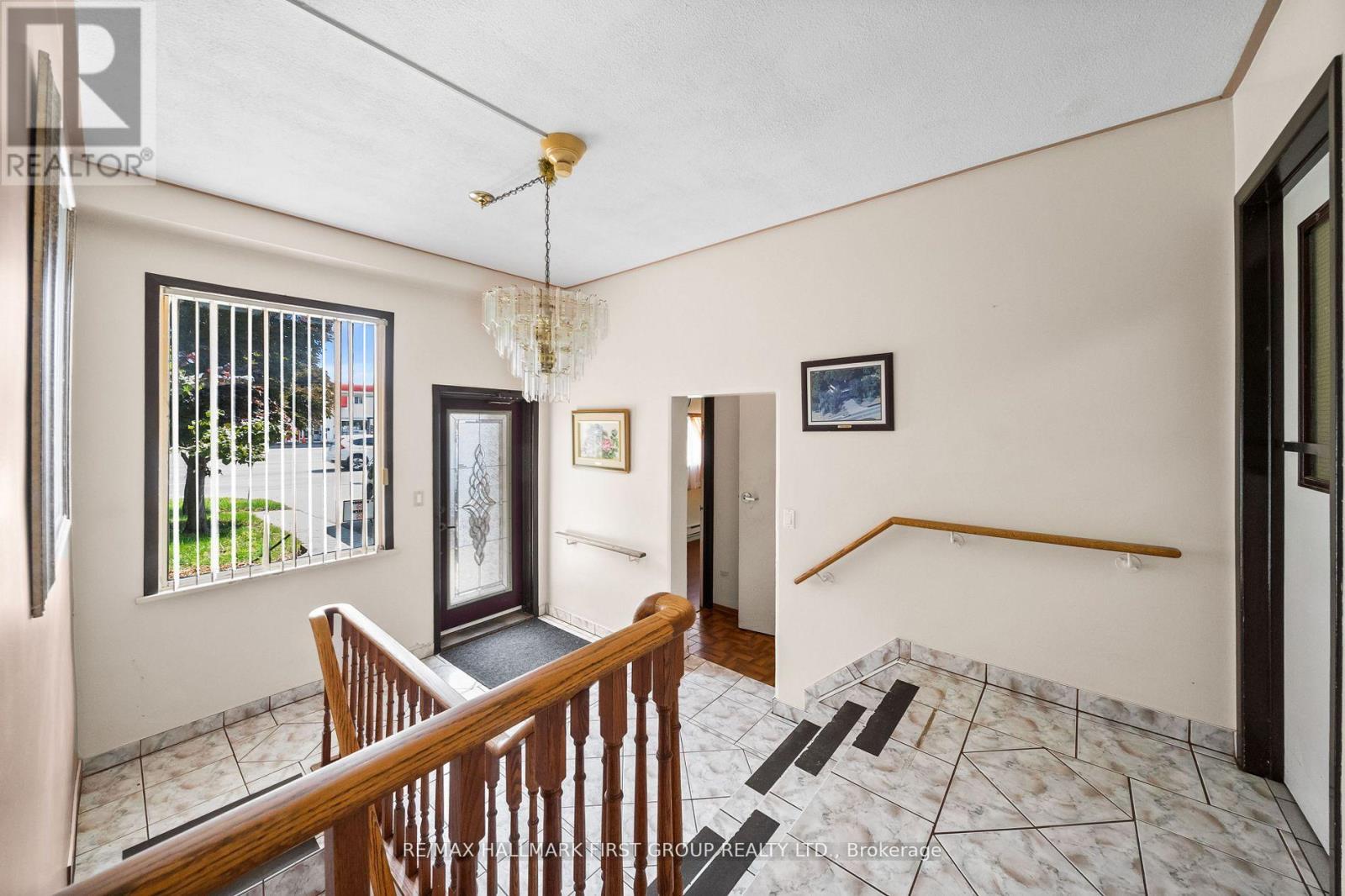 1652 TAUNTON ROAD - 24