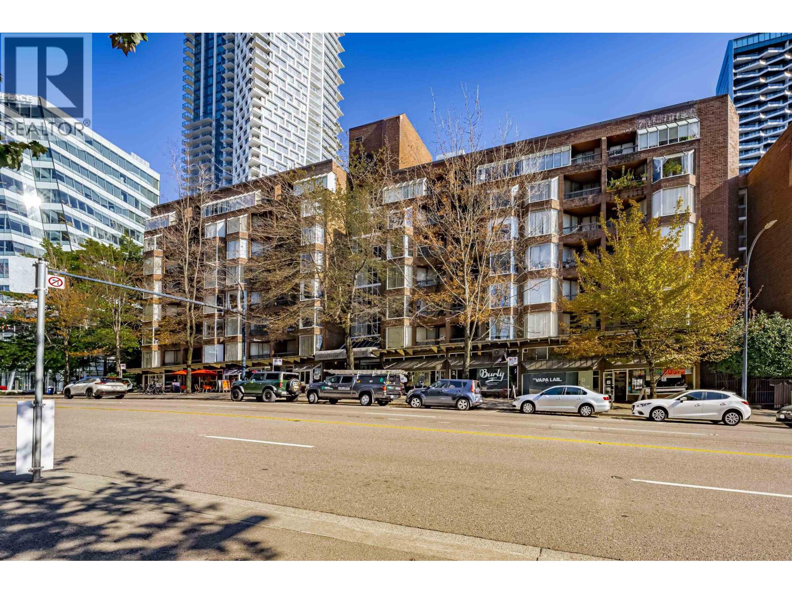 610 1330 BURRARD STREET, Vancouver