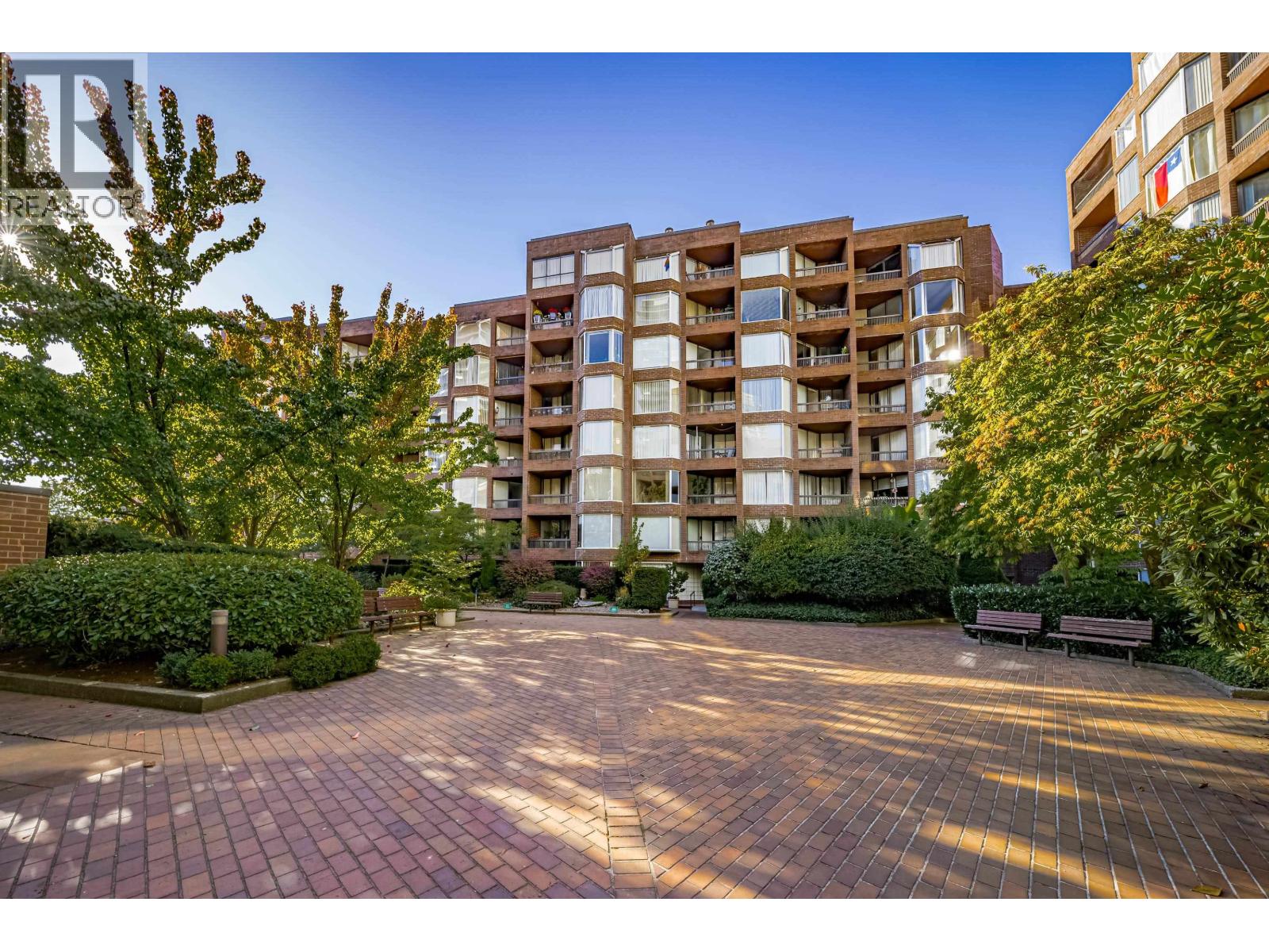 610 1330 BURRARD STREET, Vancouver