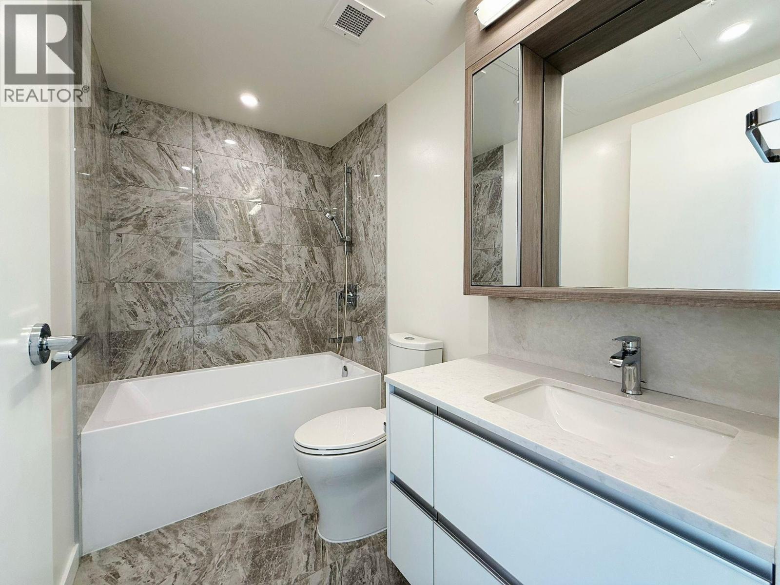 #1301-6633 BUSWELL Street, Richmond