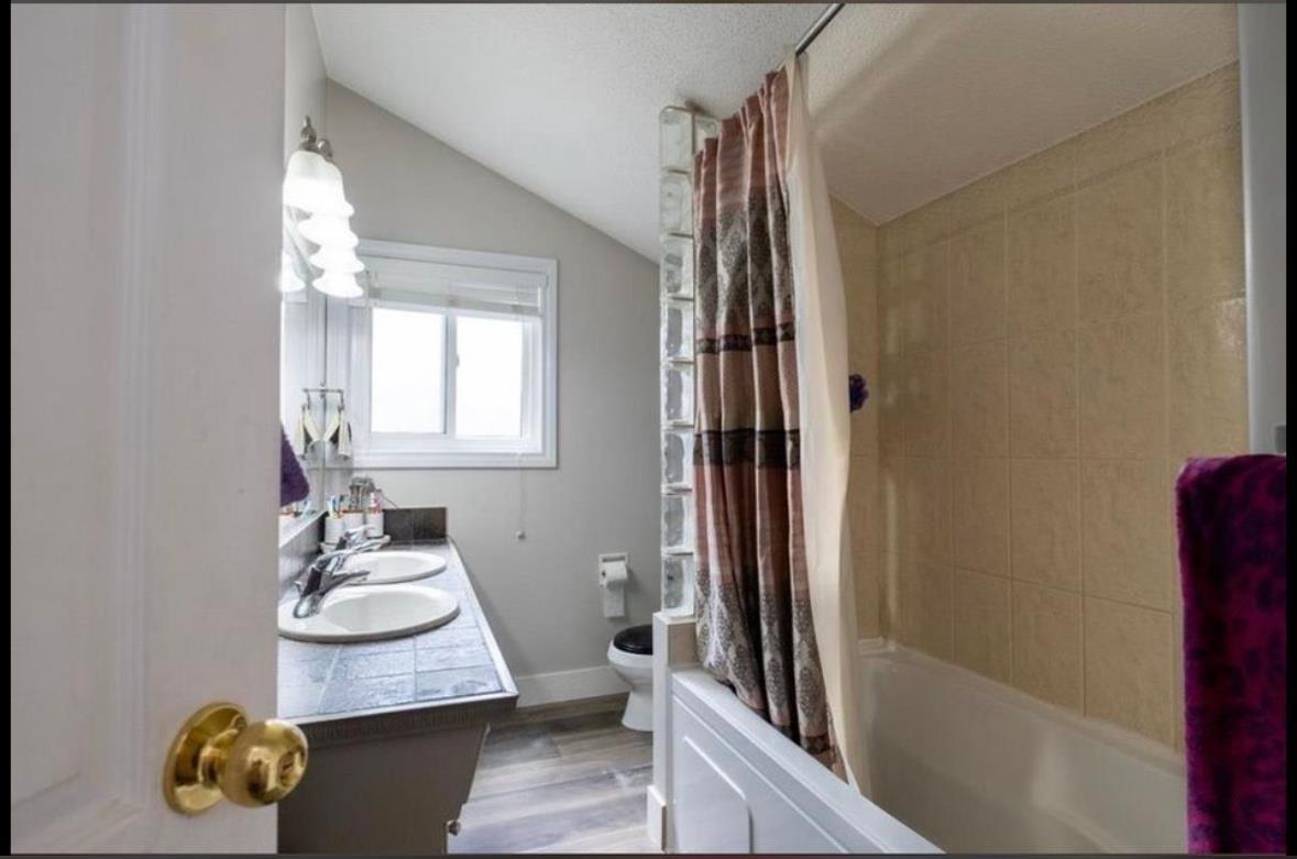 11378 RIVER ROAD, Surrey