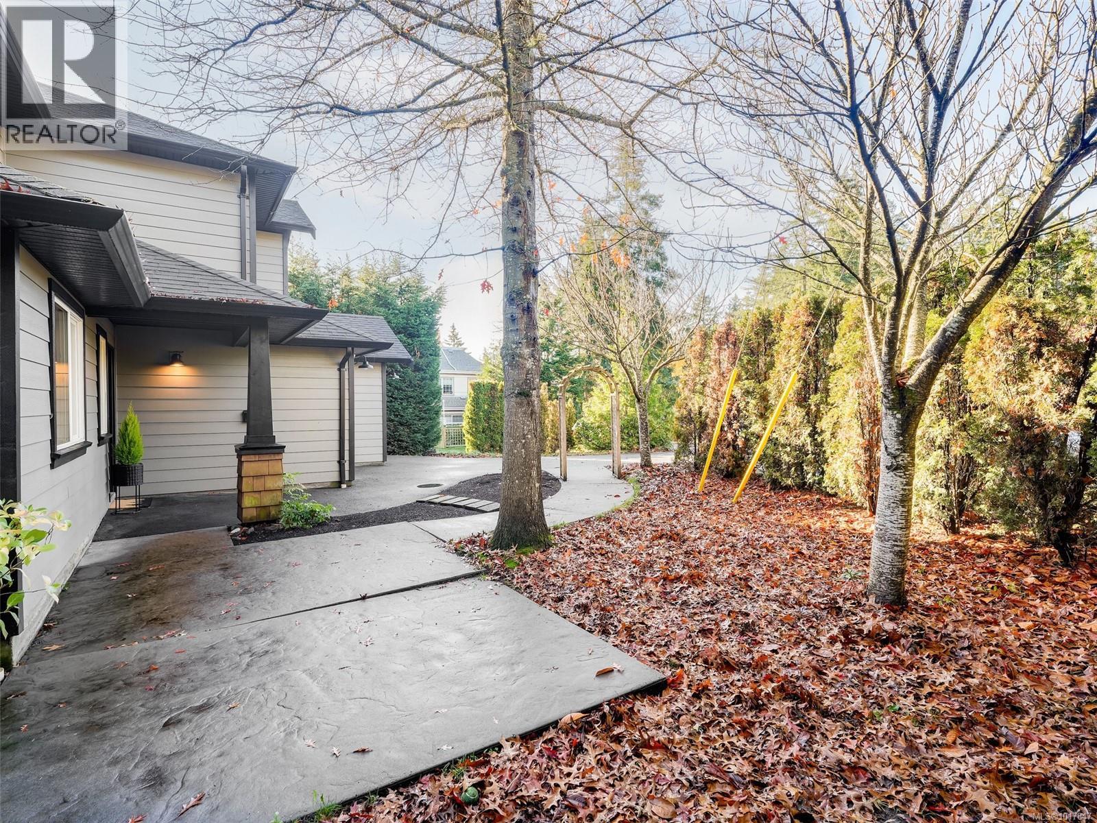 2 Game Rd, View Royal