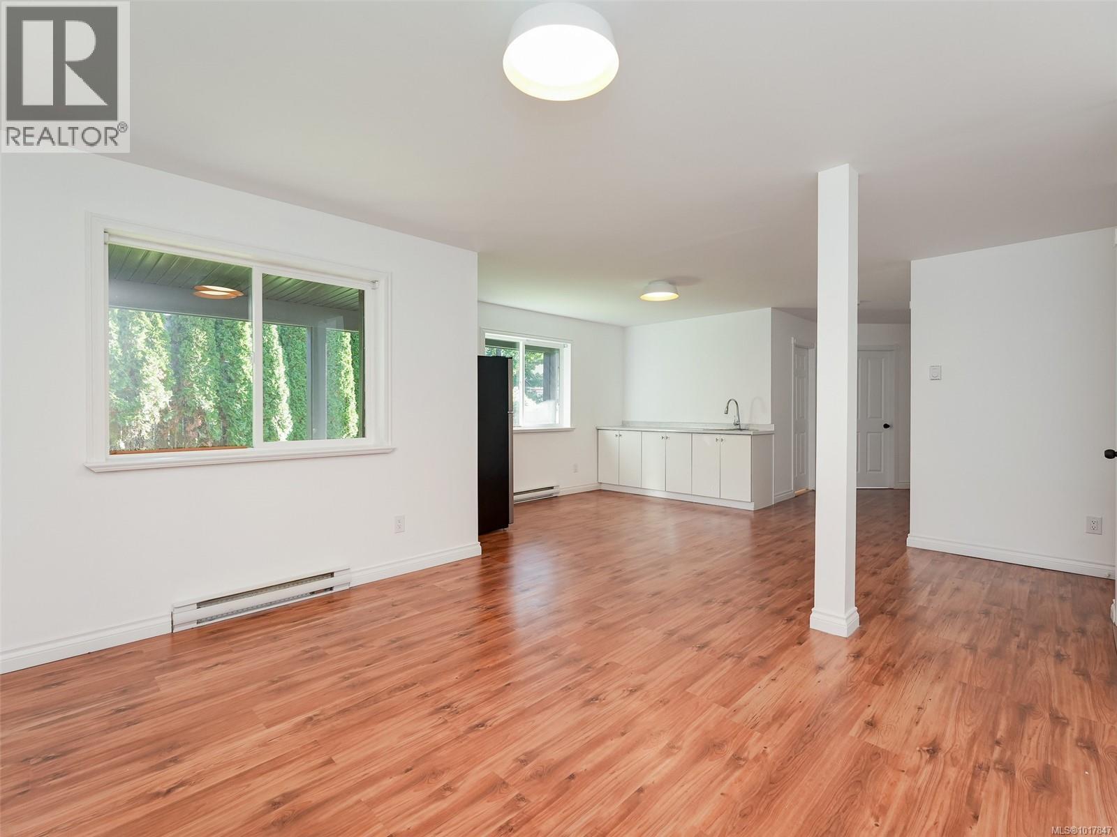 2 Game Rd, View Royal