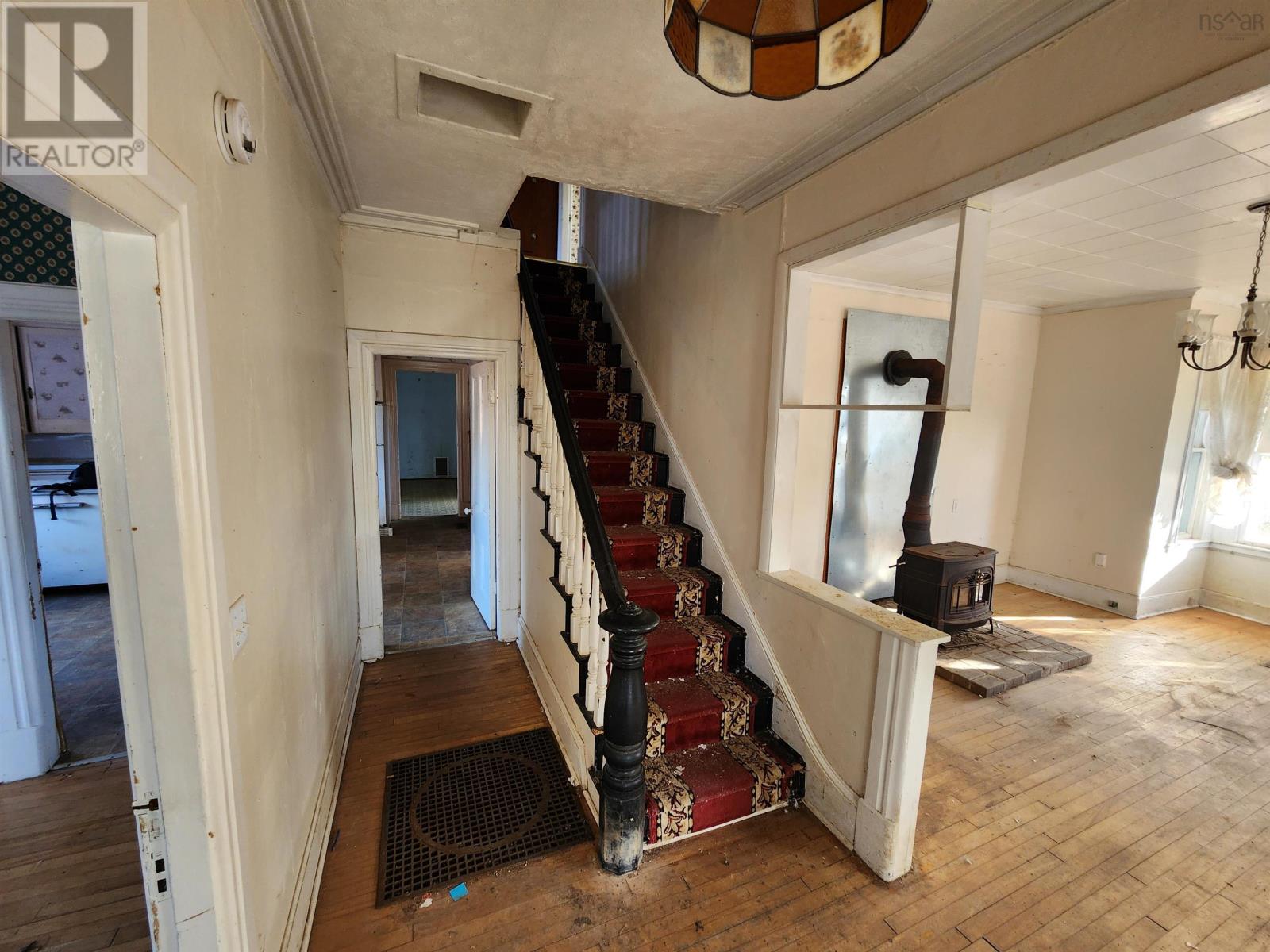 Property 12 of 29 of 12736 Hwy 316