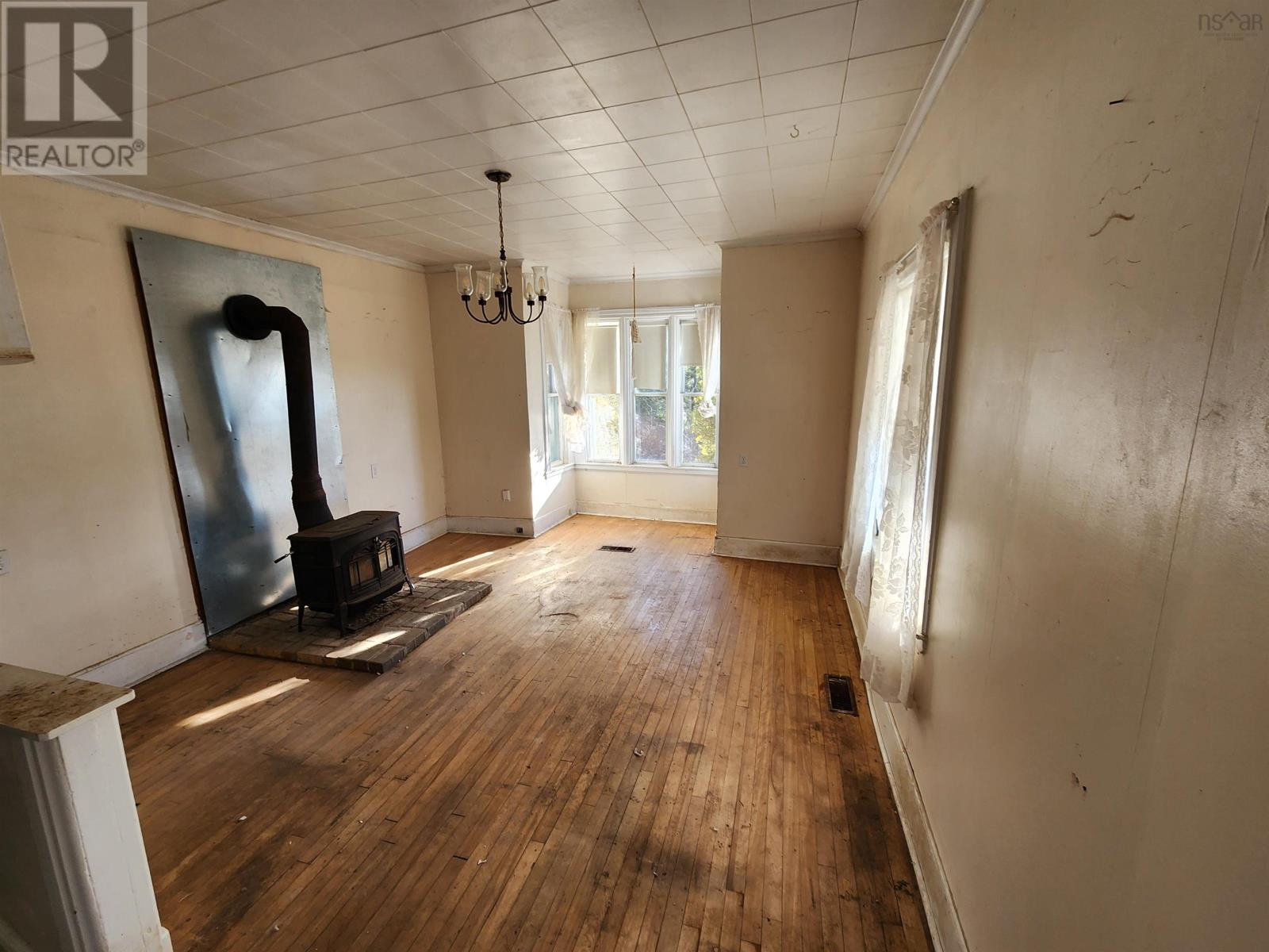 Property 8 of 29 of 12736 Hwy 316