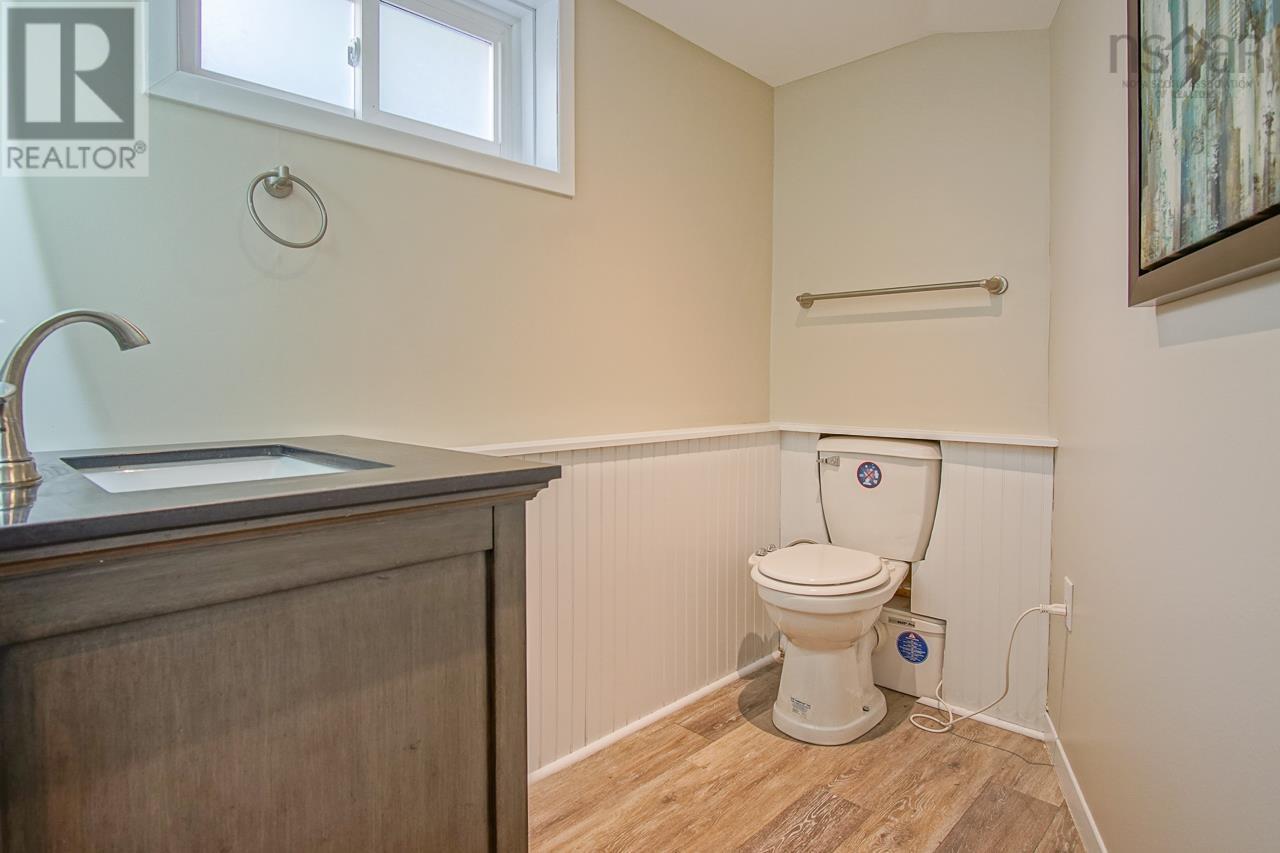 Property 26 of 28 of 6 Comeau Avenue