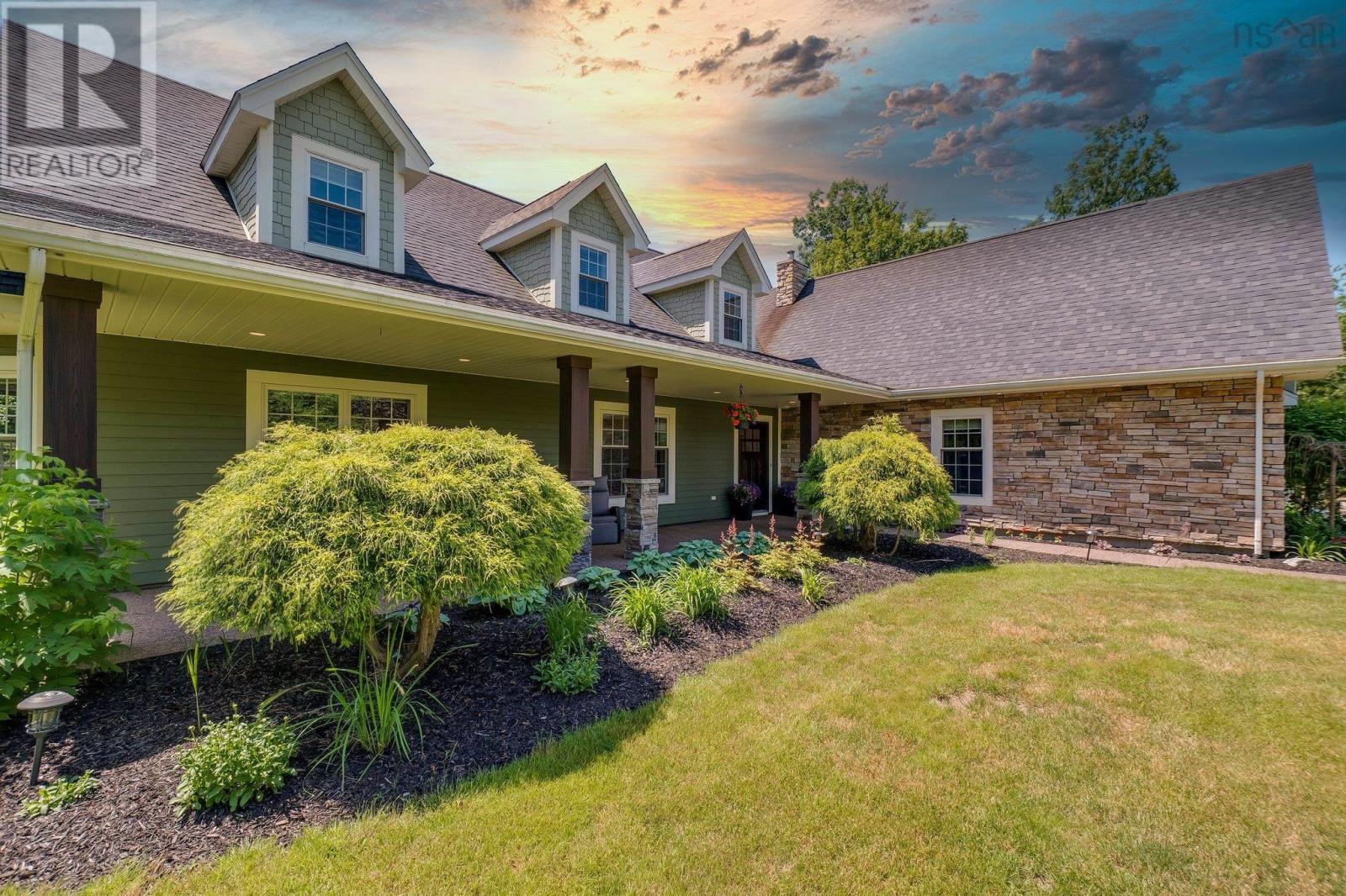 Property 6 of 51 of 15 Norwood Court