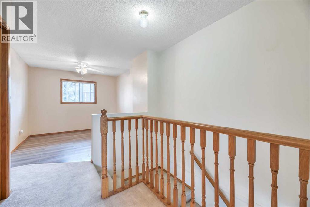 Single Family House for Sale in  Riverglen Park SE Riverbend Calgary 