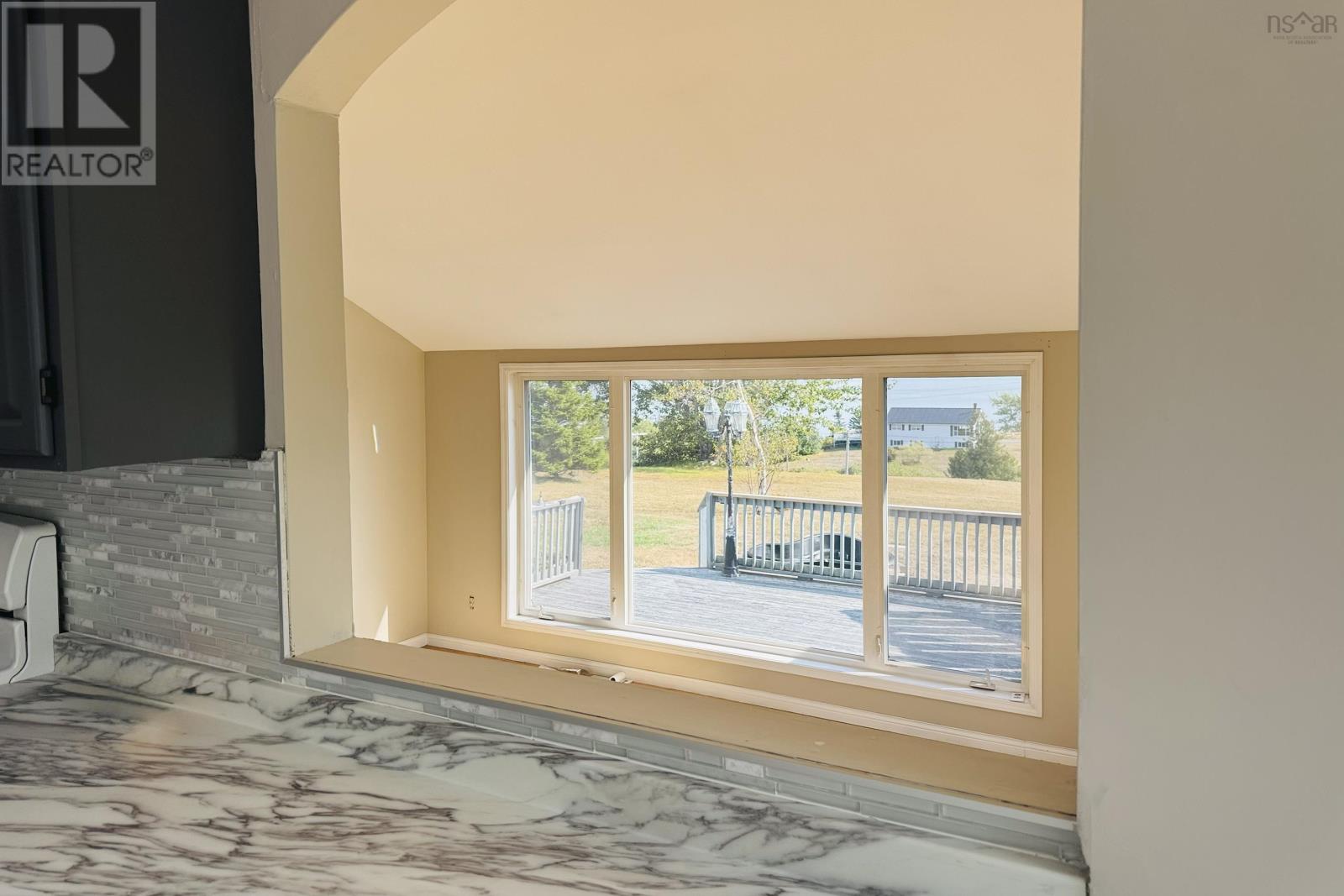 Property 18 of 38 of 8005 Highway 209