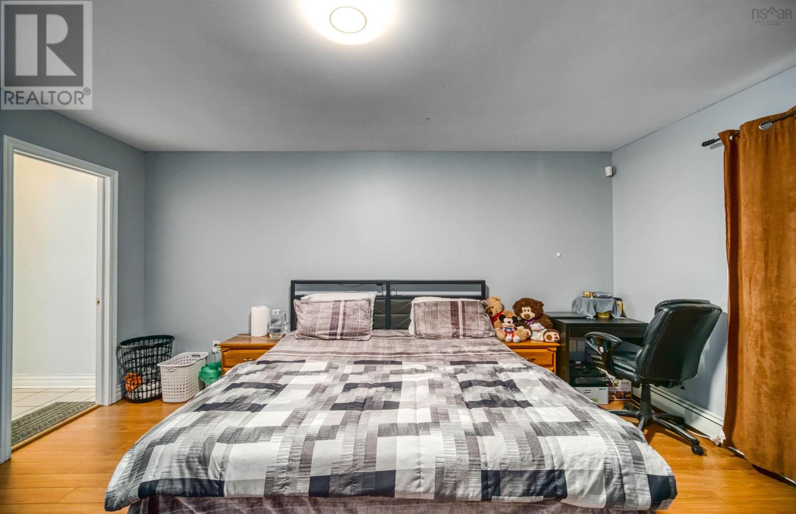 Property 11 of 26 of 276 Summer Field Way