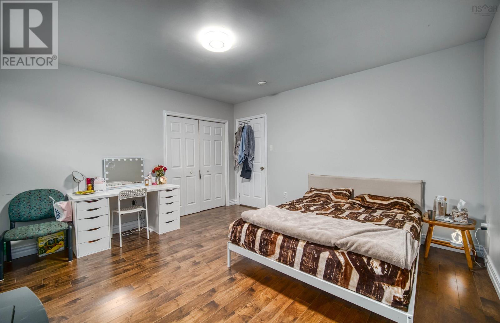 Property 21 of 26 of 276 Summer Field Way