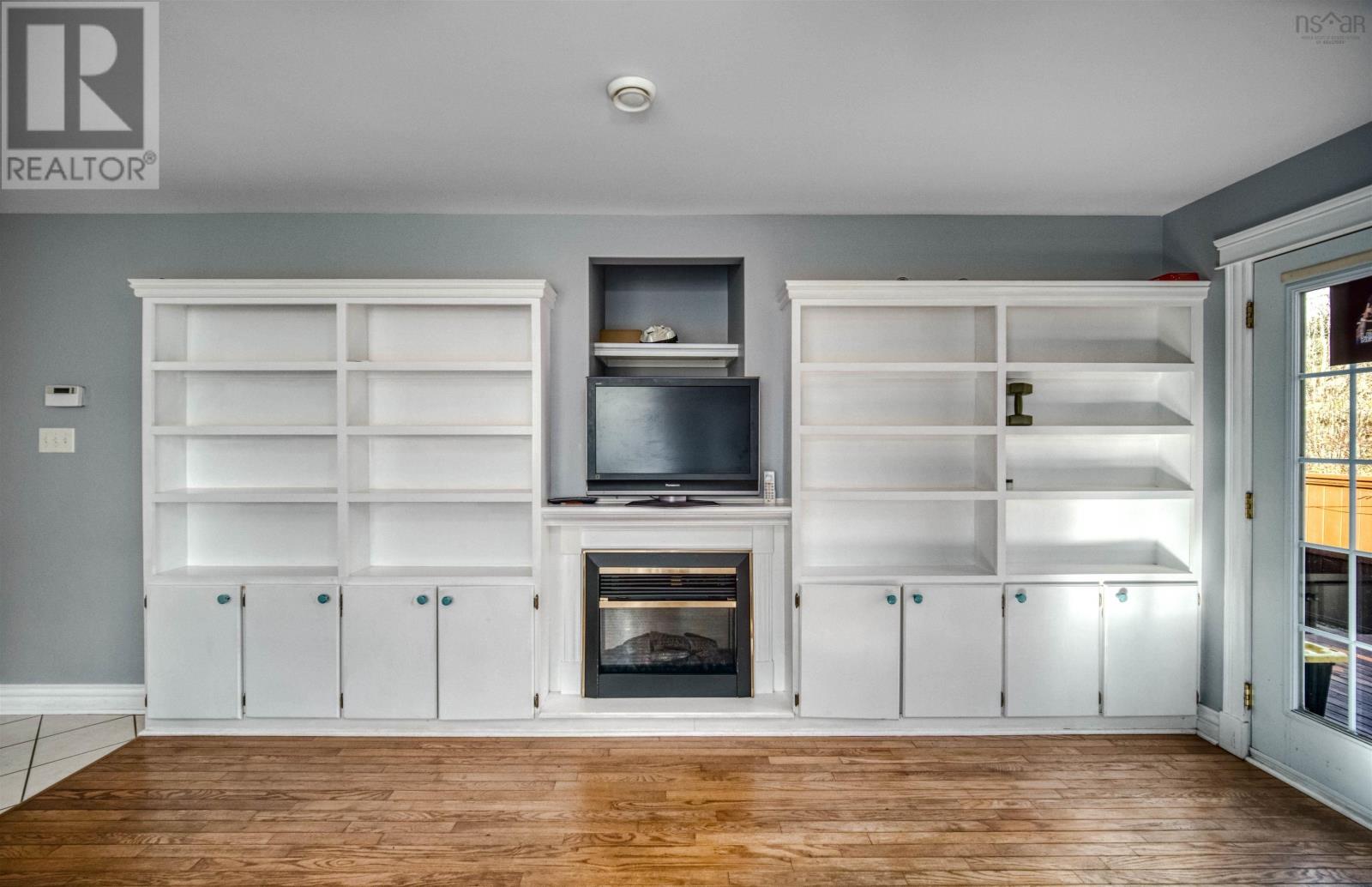 Property 7 of 26 of 276 Summer Field Way