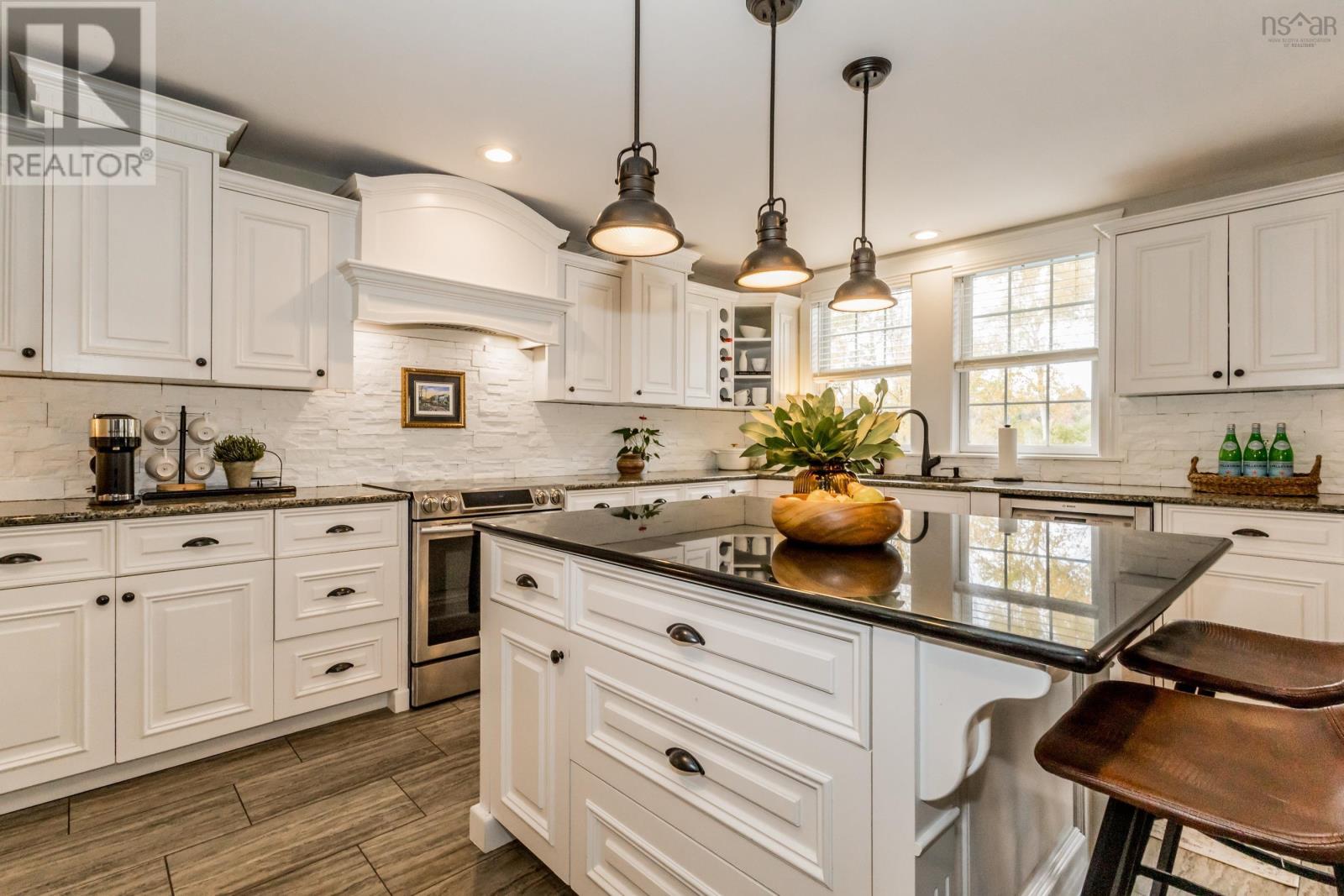 Property 10 of 49 of 35 Acadia Drive, MacDougall Heights