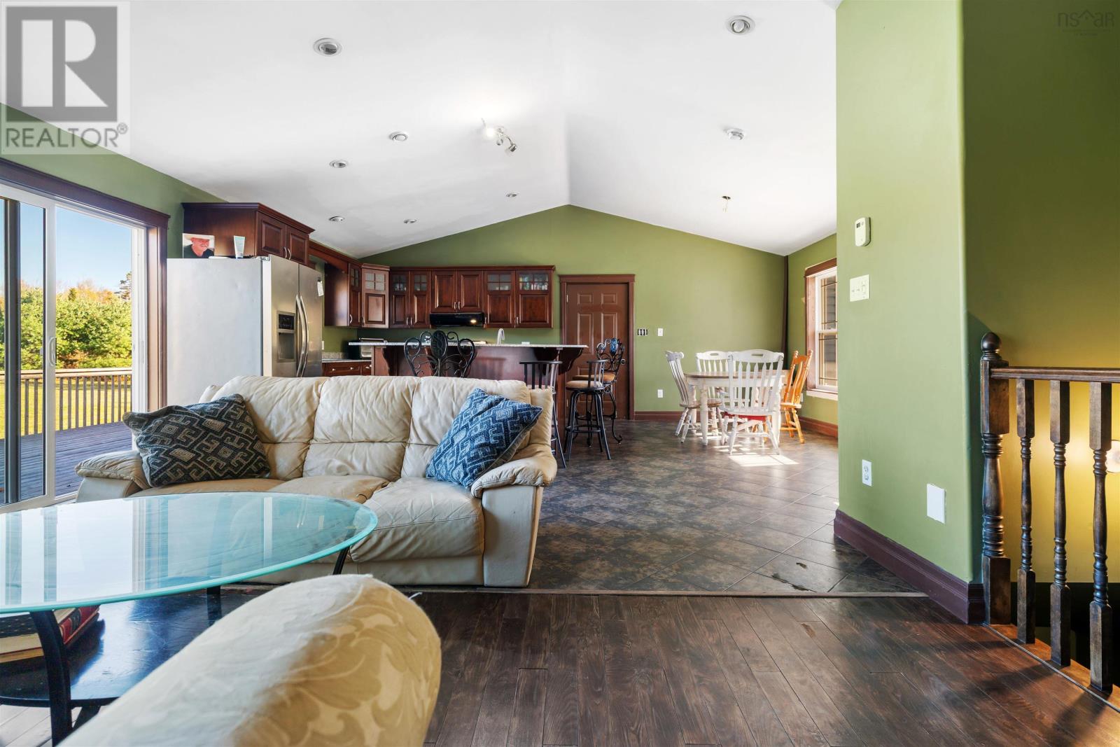 Property 12 of 49 of 87 New Row