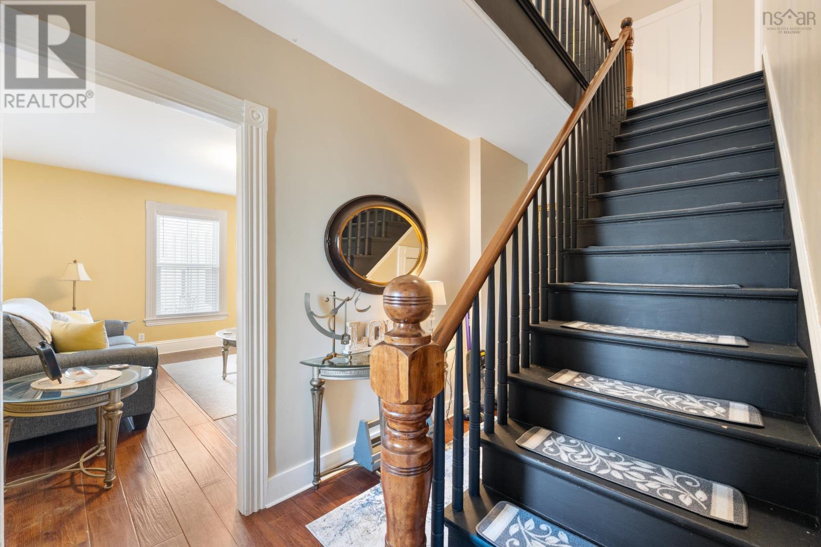 Property 15 of 36 of 8793 Highway 1