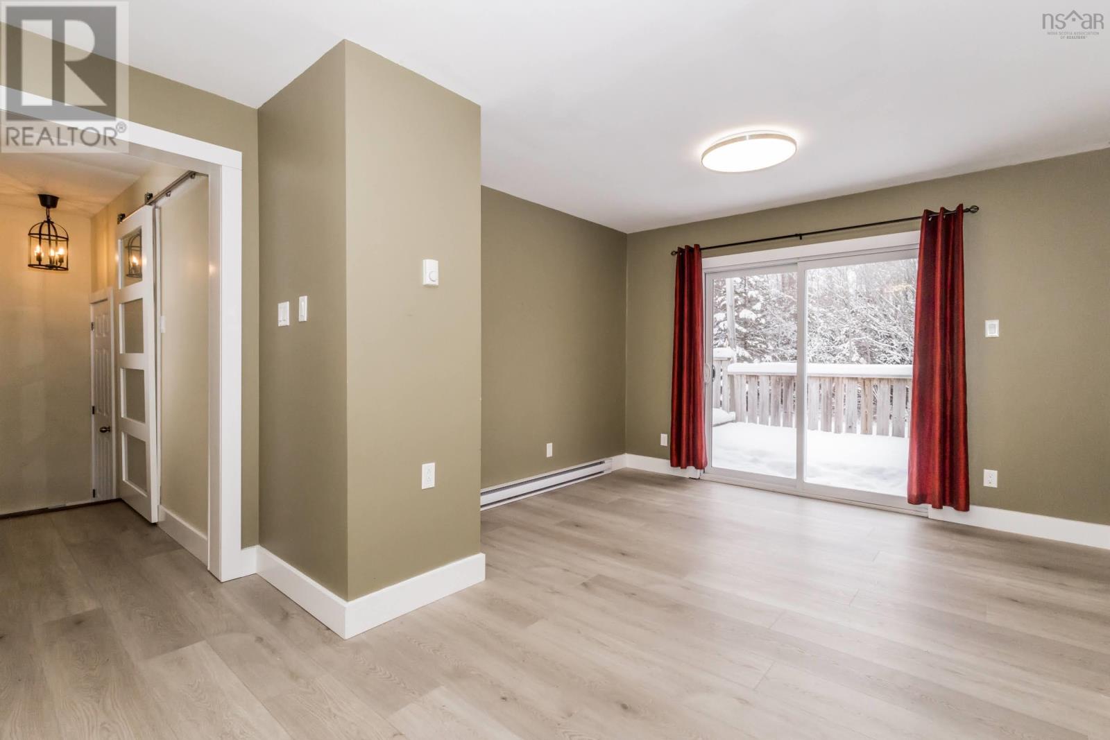 Property 13 of 46 of 1685 Highway 201