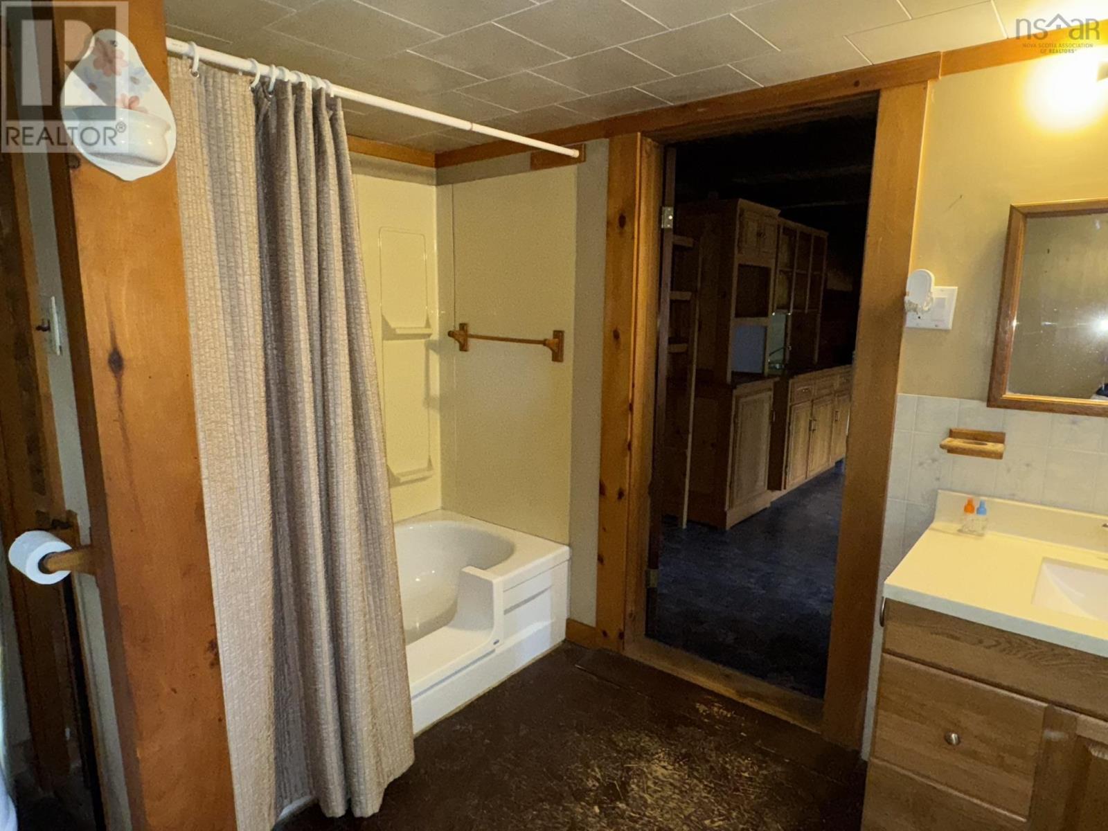 Property 20 of 32 of 14 Clarence Hirtle Road