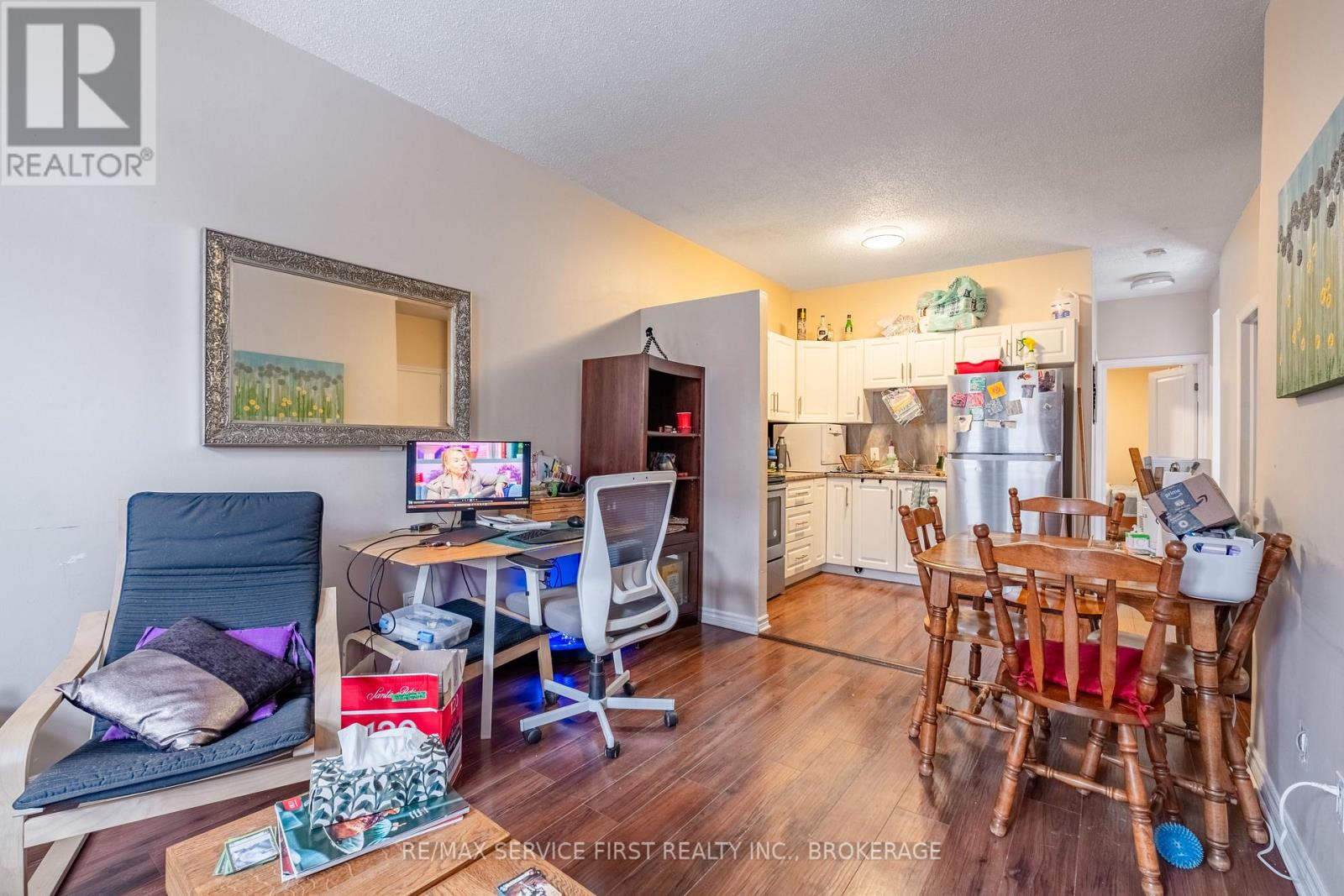 240 WELLINGTON STREET - 3