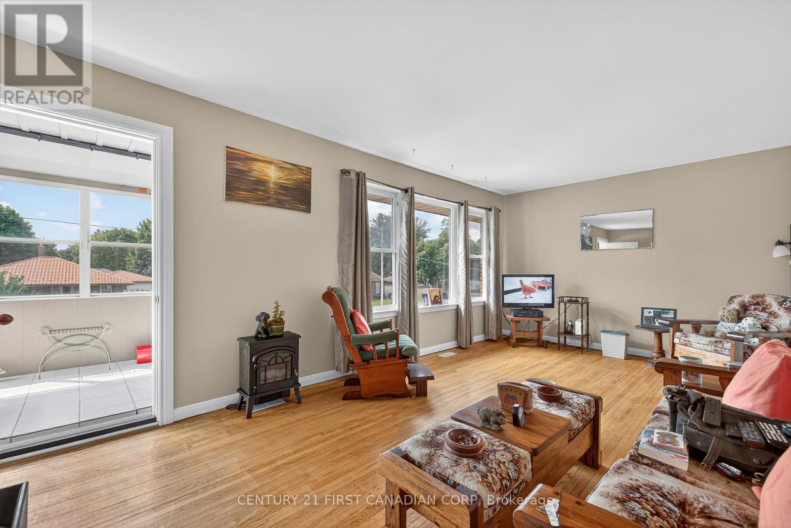 204 BURNSIDE DRIVE - 16