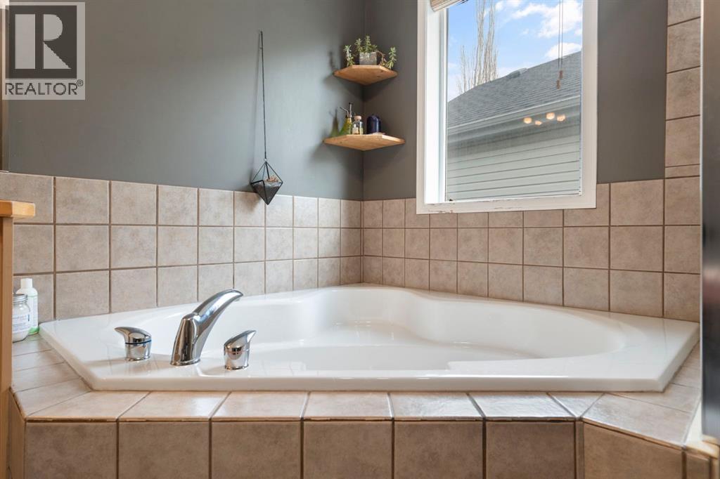 Single Family House for Sale in  Copperfield Heights SE Copperfield Calgary 