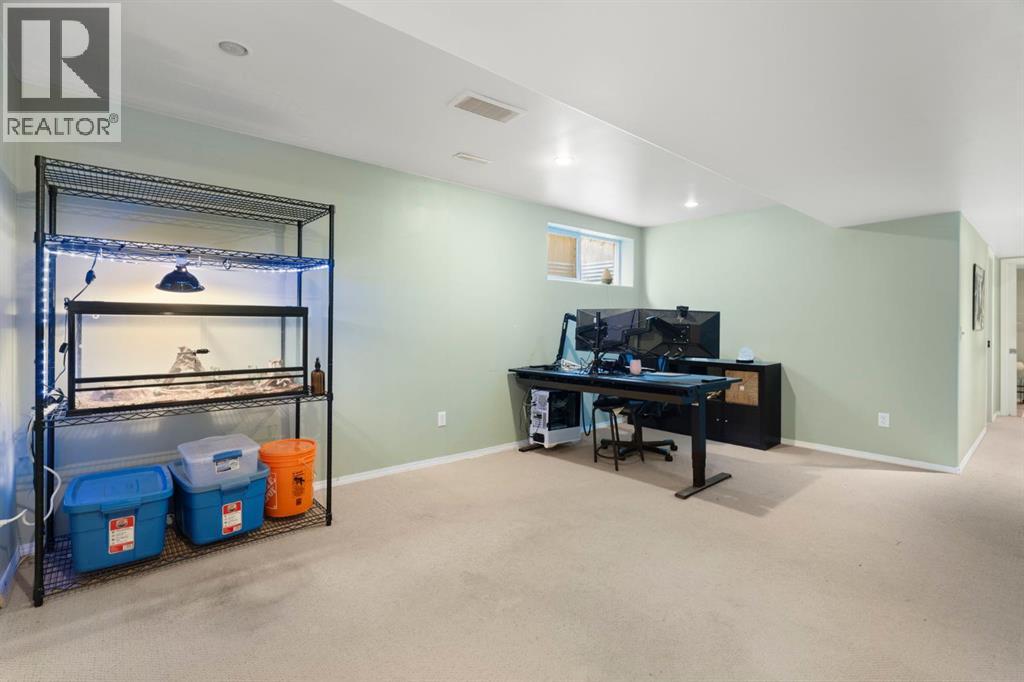 Single Family House for Sale in  Copperfield Heights SE Copperfield Calgary 