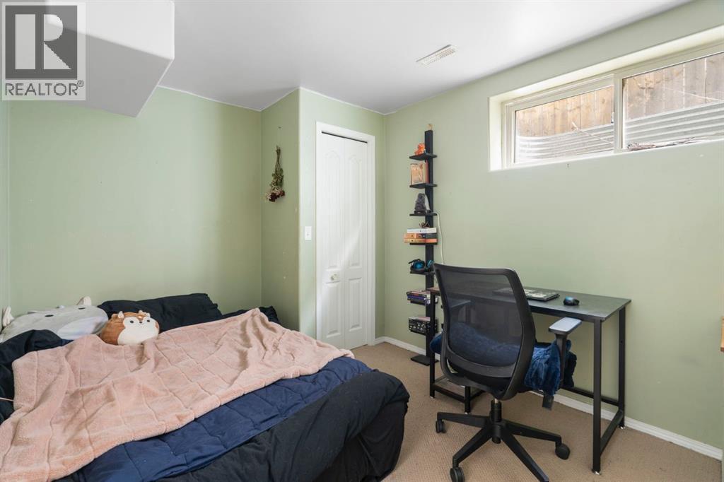 Single Family House for Sale in  Copperfield Heights SE Copperfield Calgary 