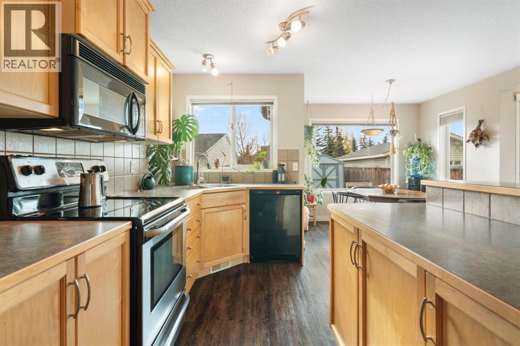 Single Family House for Sale in  Copperfield Heights SE Copperfield Calgary 