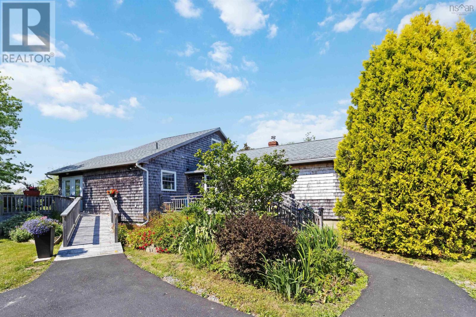 Property 5 of 49 of 78 Fostertown Road