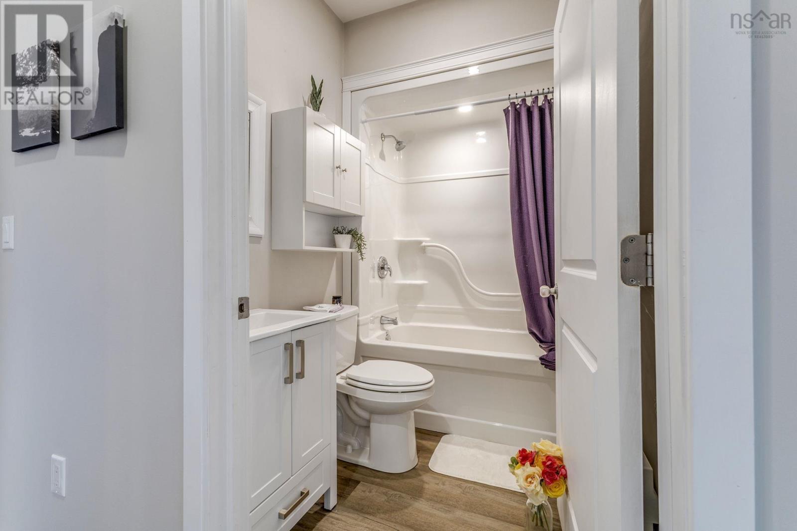 Property 22 of 37 of 4182 South River Road