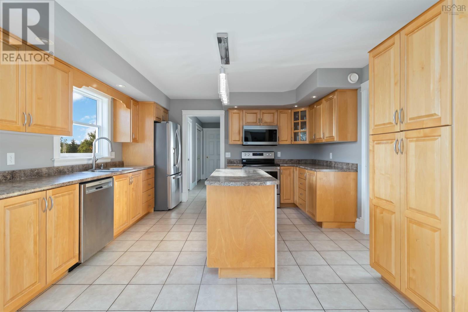 Property 15 of 50 of 39 Homewood Grove