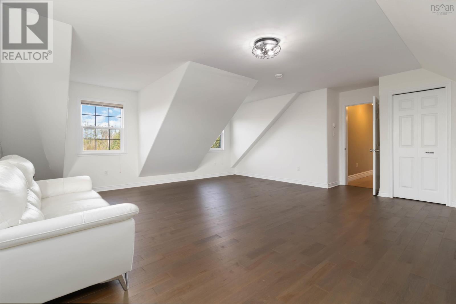 Property 31 of 50 of 39 Homewood Grove