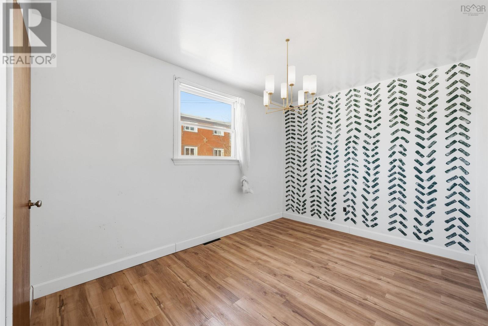 Property 15 of 19 of 13 Franklyn Street