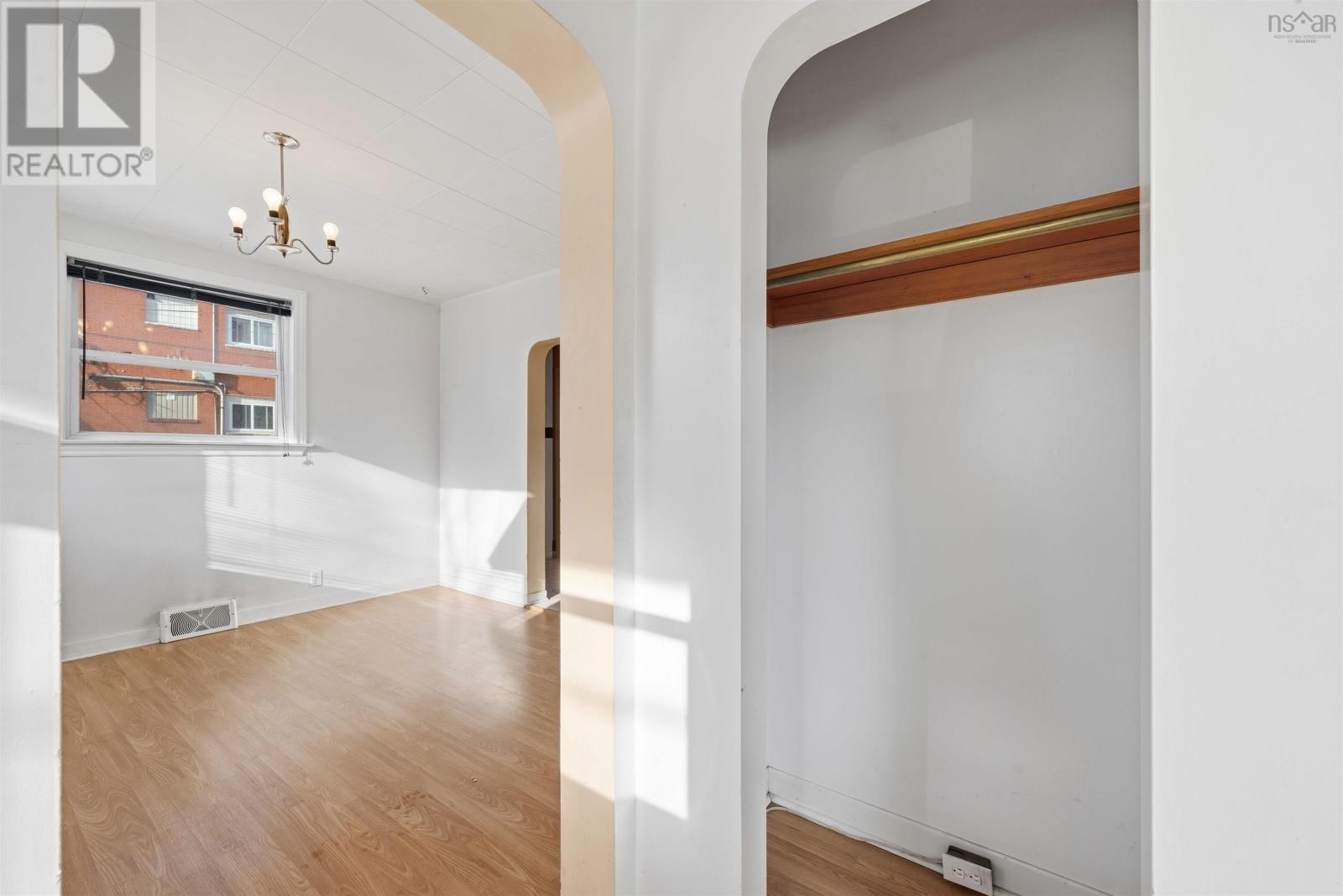 Property 2 of 19 of 13 Franklyn Street