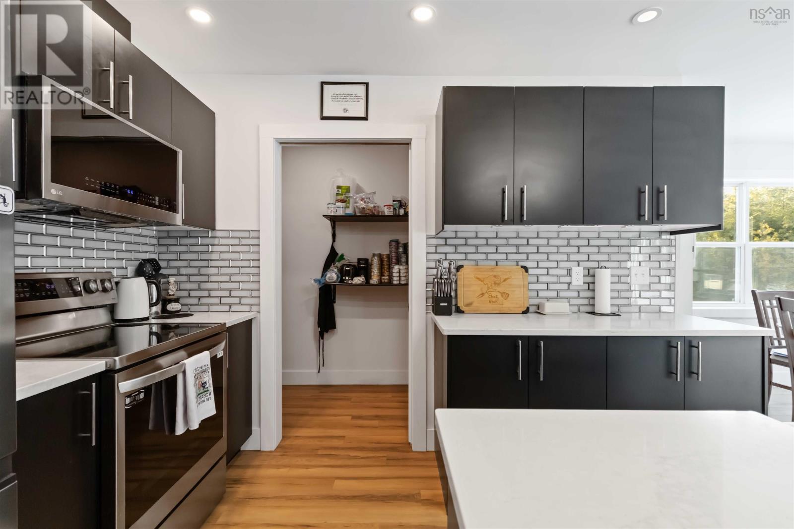 Property 28 of 50 of 67 Justin Drive