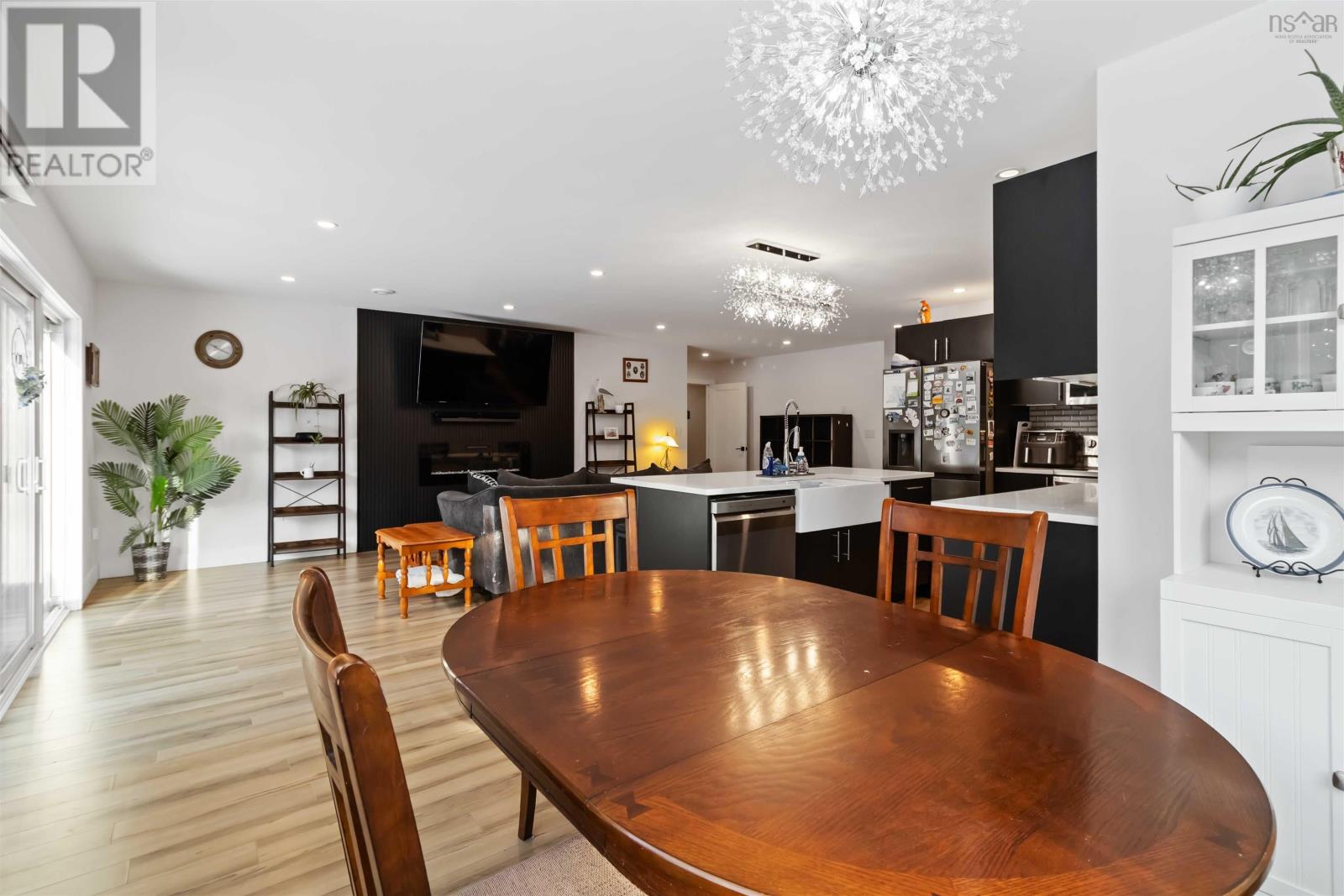 Property 30 of 50 of 67 Justin Drive