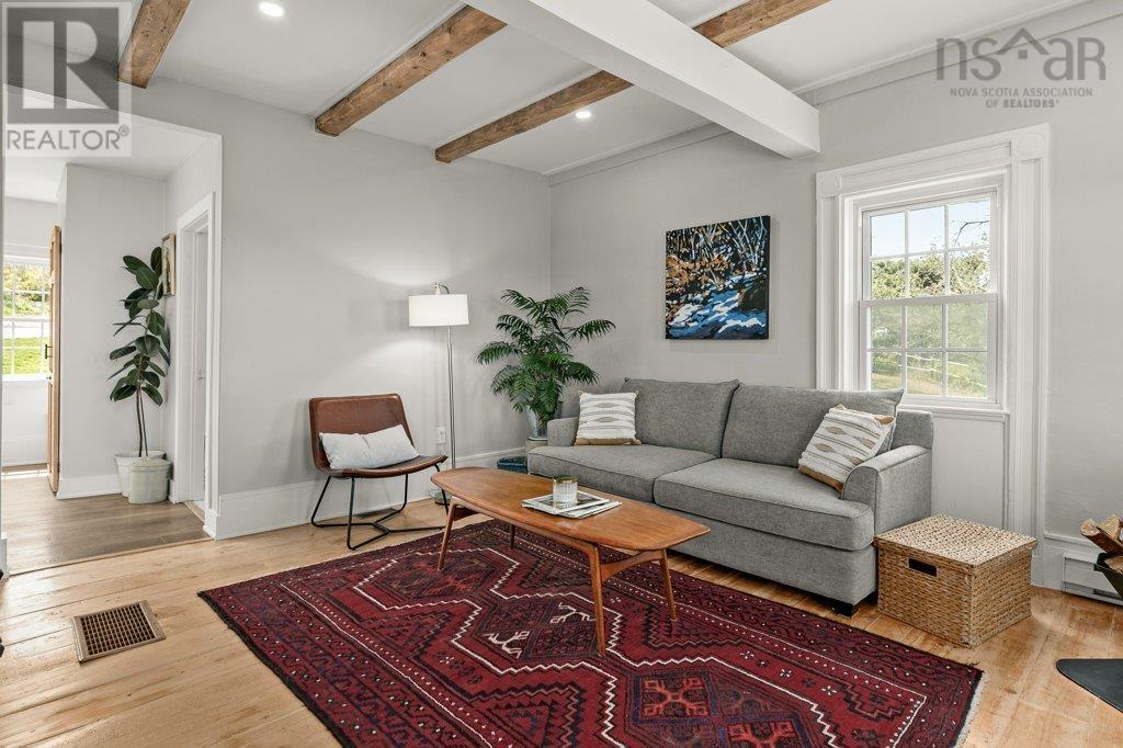 Property 24 of 49 of 446 Kingsburg Road