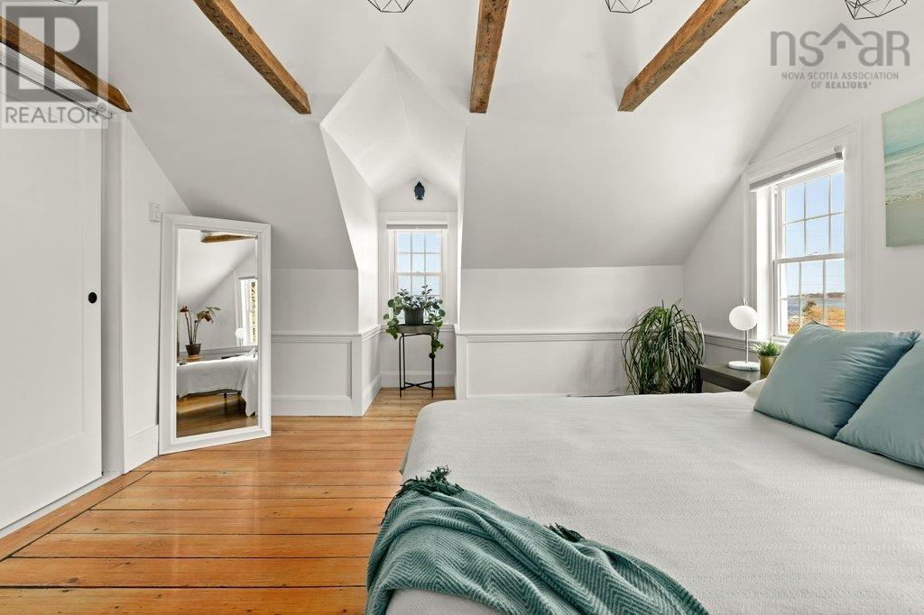 Property 28 of 49 of 446 Kingsburg Road