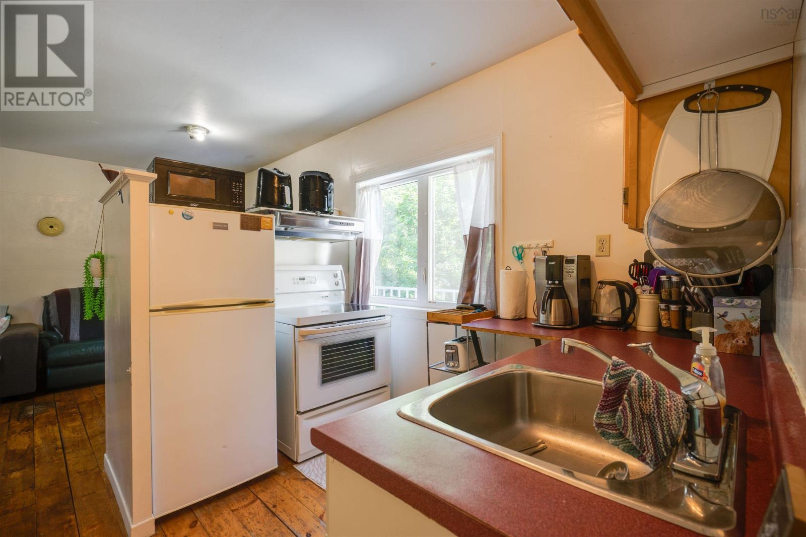 Property 10 of 19 of 351 Old Post Road