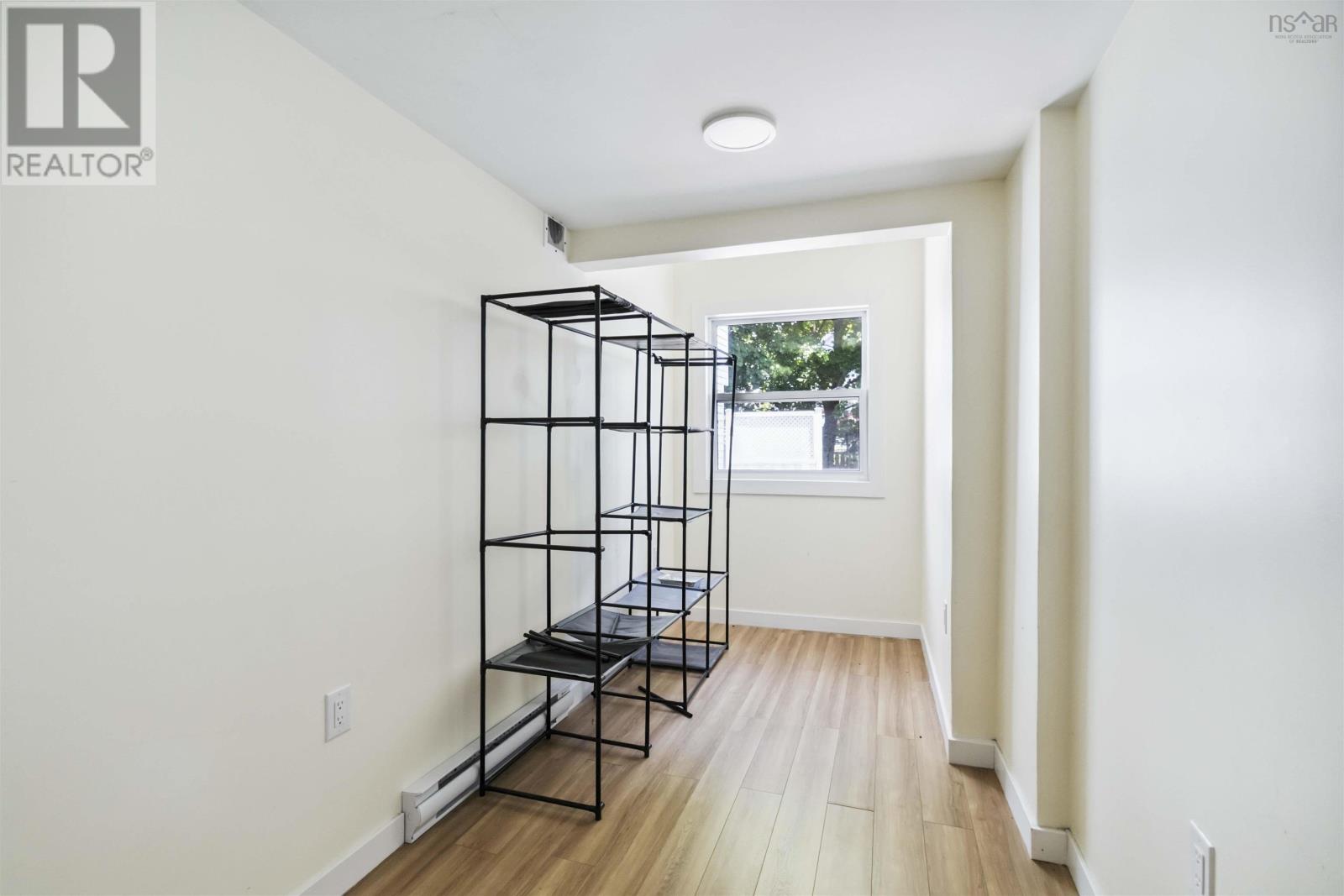 Property 23 of 51 of 2097 2099 2099A Oxford Street