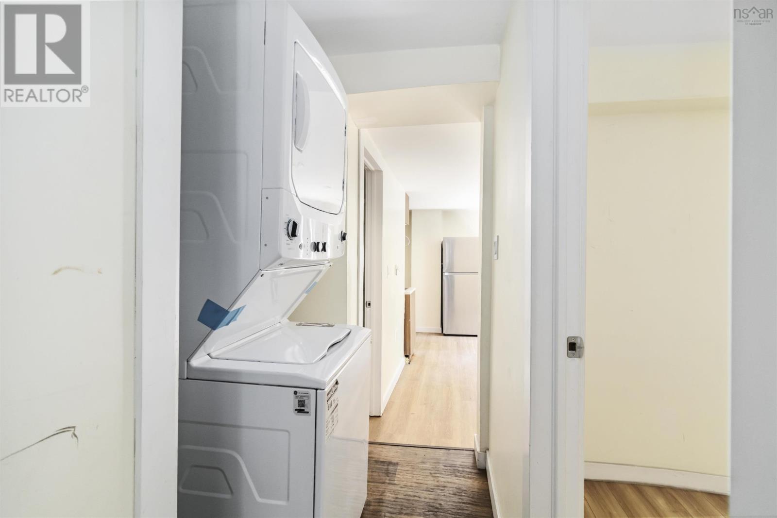 Property 24 of 51 of 2097 2099 2099A Oxford Street