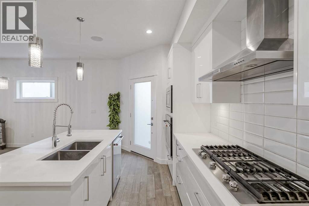 Single Family House for Sale in    Avenue NE Tuxedo Park Calgary 