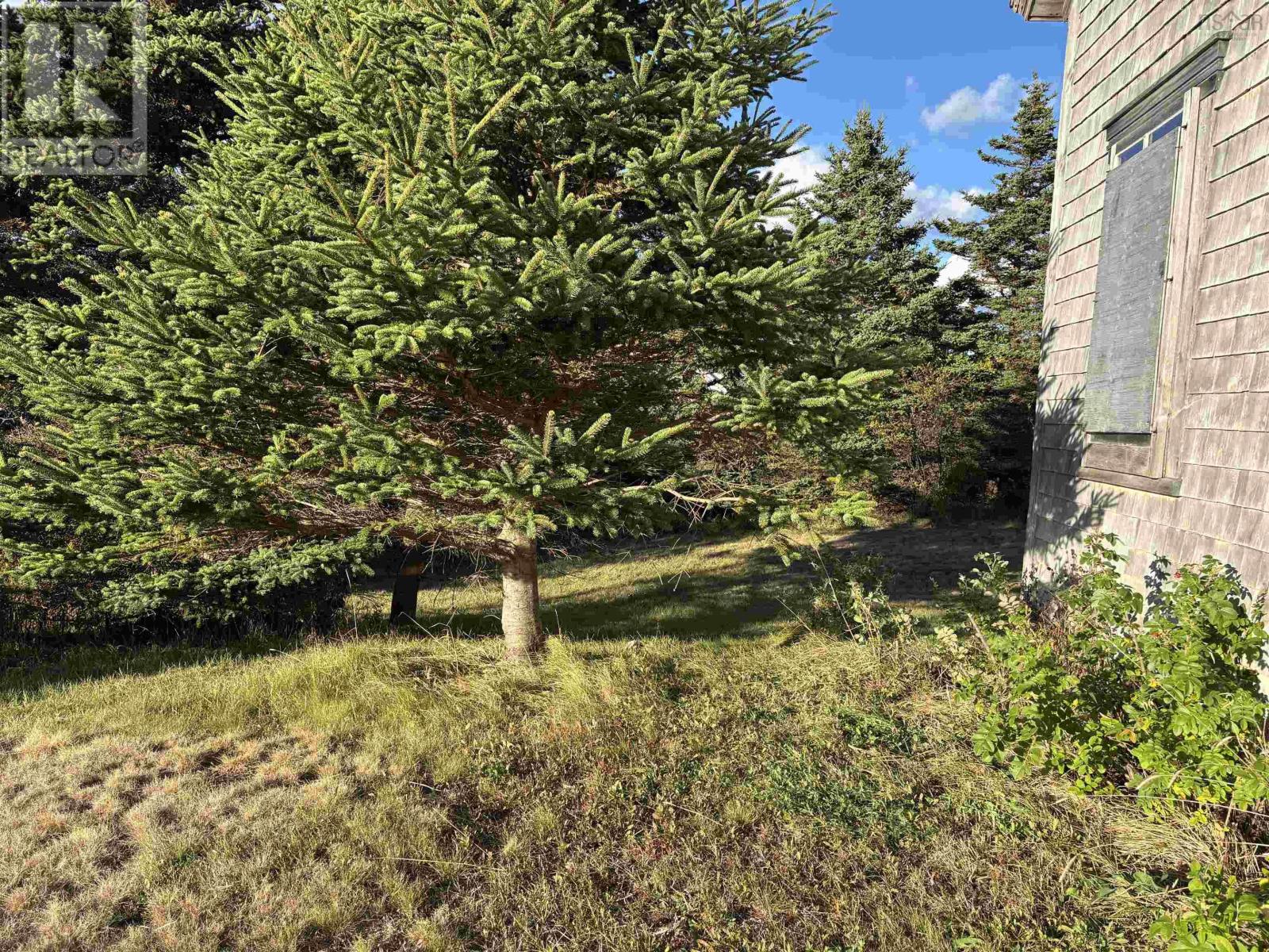 Property 17 of 27 of 477 Overcove Road