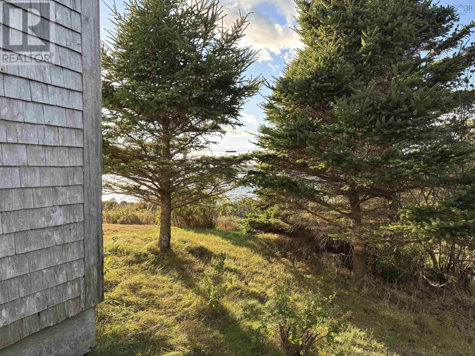 Property 22 of 27 of 477 Overcove Road