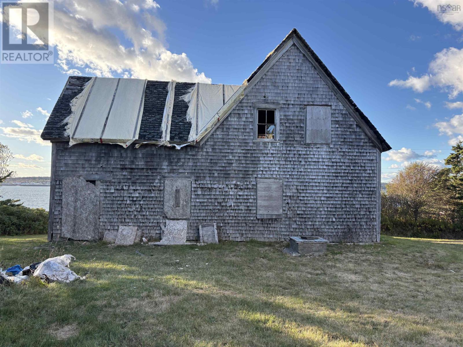 Property 21 of 27 of 477 Overcove Road