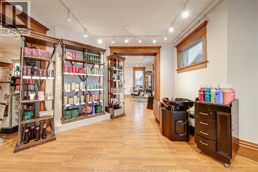 259 WELLINGTON STREET WEST - 35