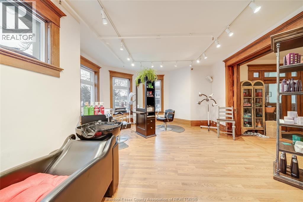 259 WELLINGTON STREET WEST - 36
