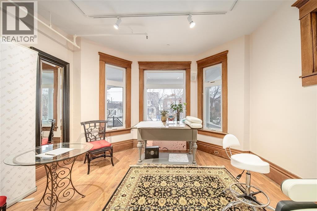 259 WELLINGTON STREET WEST - 47