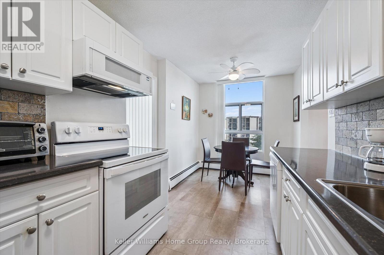 #702 23 WOODLAWN ROAD E - 11