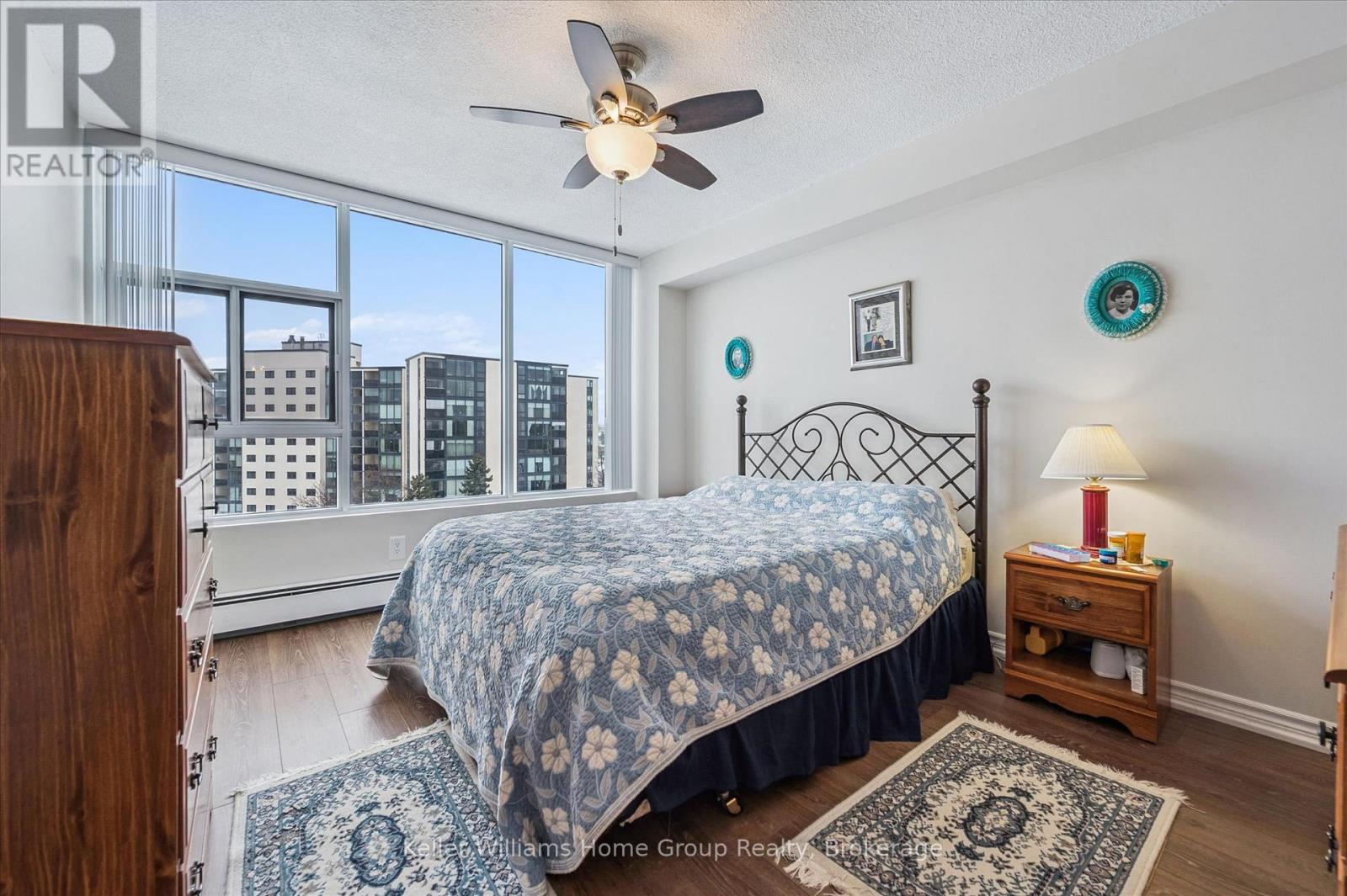 #702 23 WOODLAWN ROAD E - 28