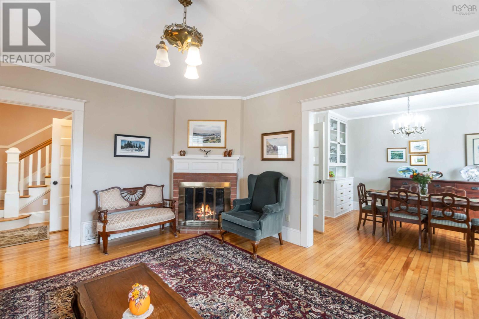 Property 27 of 50 of 183 Cottage Street